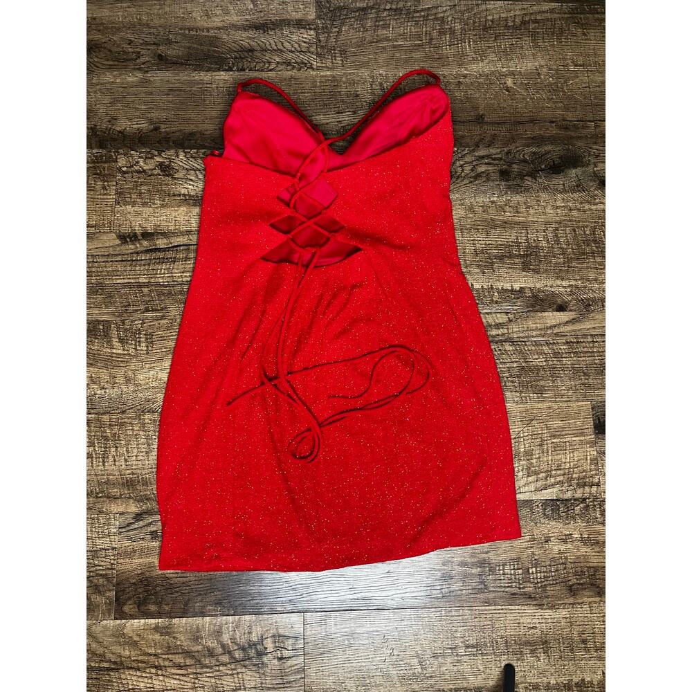 Red Mini Homecoming Dress Plunging Neckline - Crisscross Back - Size 18 - Picture 6 of 9